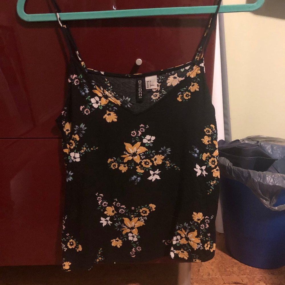 black tank top